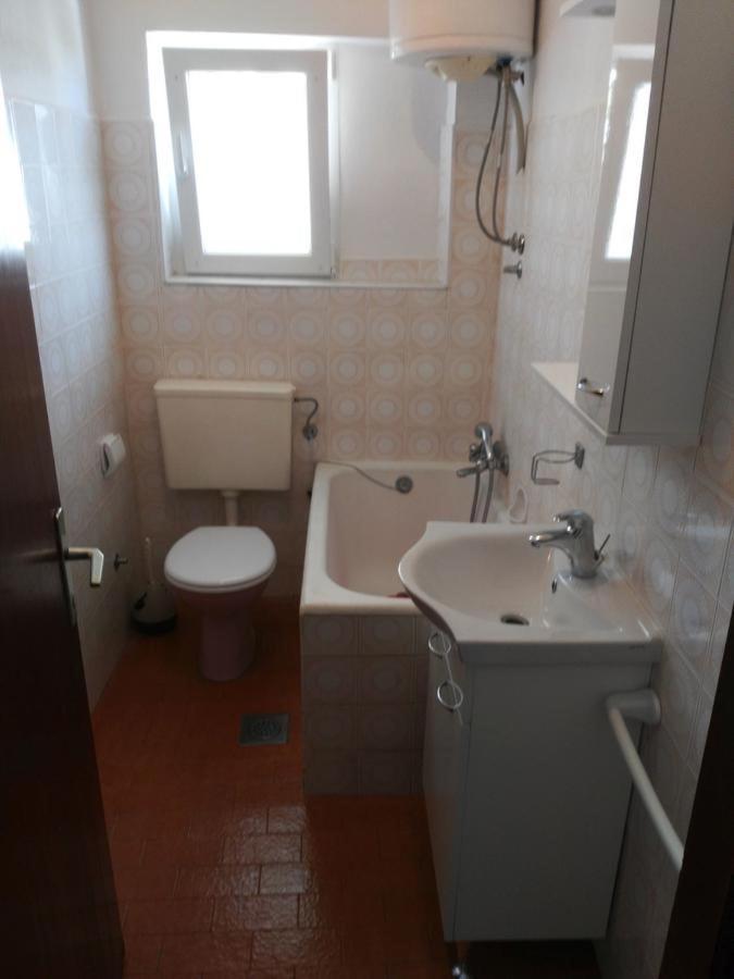 Apartmani Karuza Novalja Luaran gambar